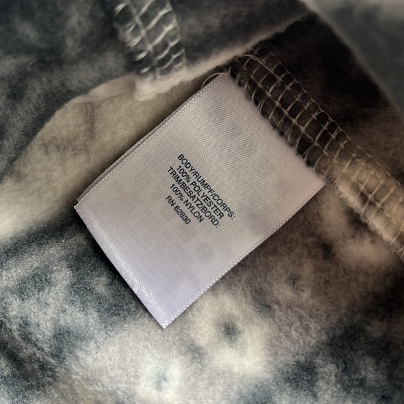 Lands’ End FLEECE XL(46-48) 3 Button Pullover - Picture 5 of 9